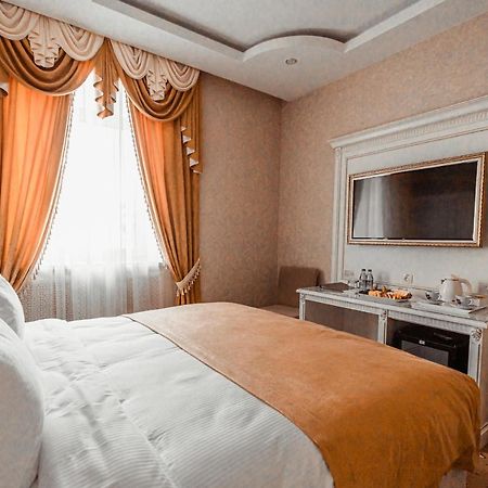 Imperial Palace Hotel Minsk Extérieur photo