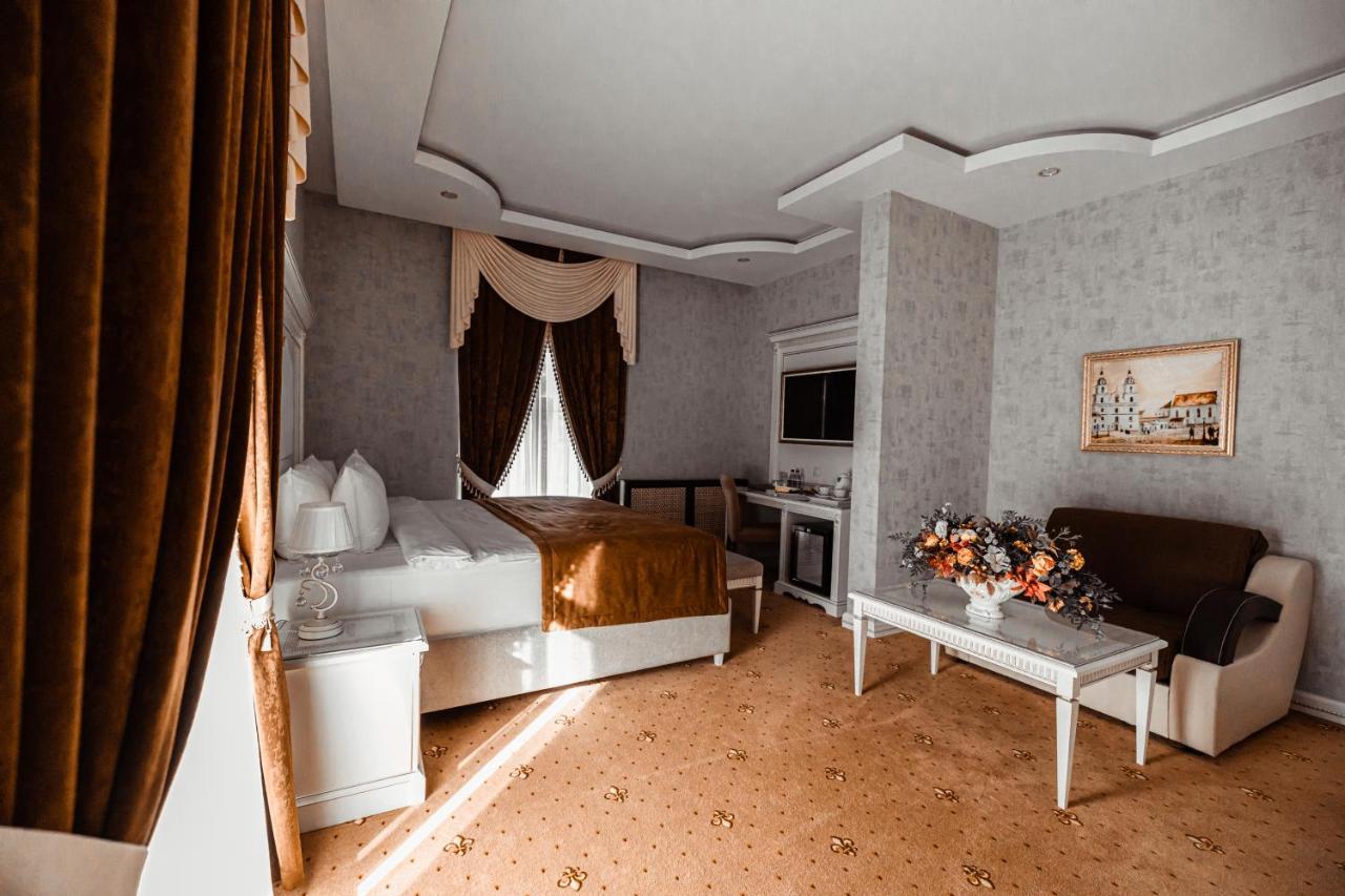 Imperial Palace Hotel Minsk Extérieur photo