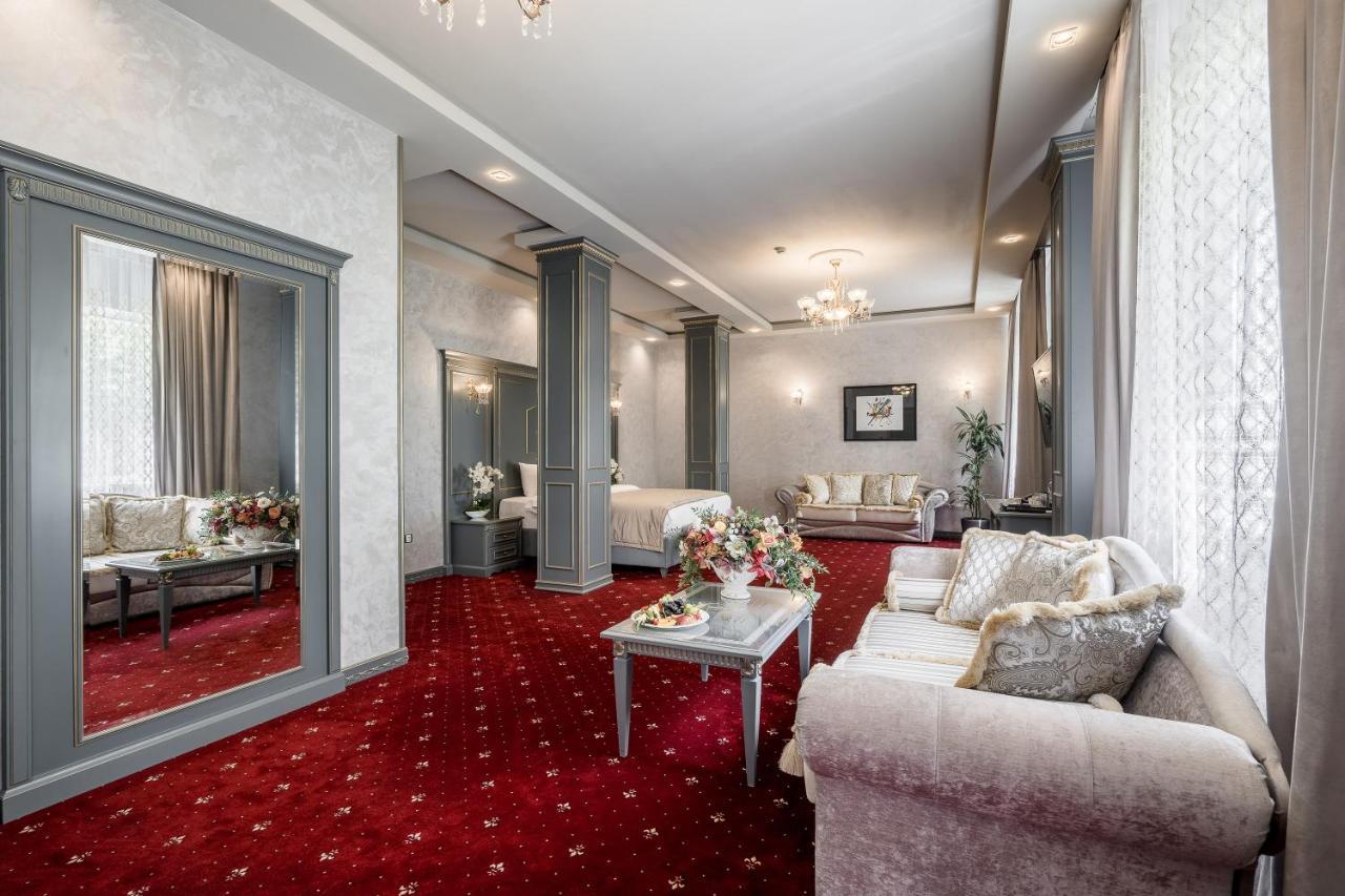 Imperial Palace Hotel Minsk Extérieur photo