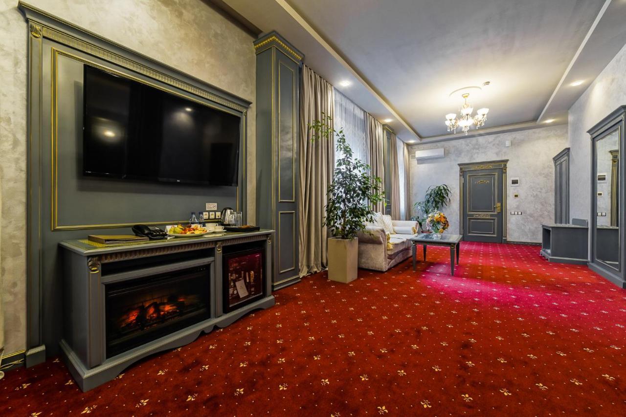 Imperial Palace Hotel Minsk Extérieur photo